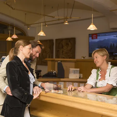 Отель Tiefenbrunner 4*