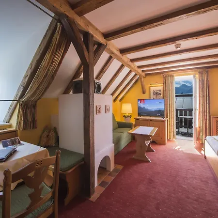 Tiefenbrunner Szálloda Kitzbühel