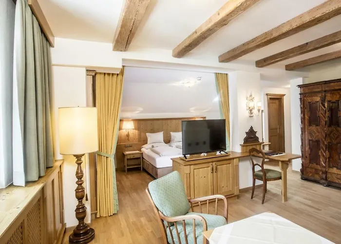 מלון Tiefenbrunner 4*