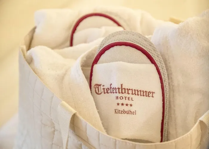 Tiefenbrunner מלון 4*